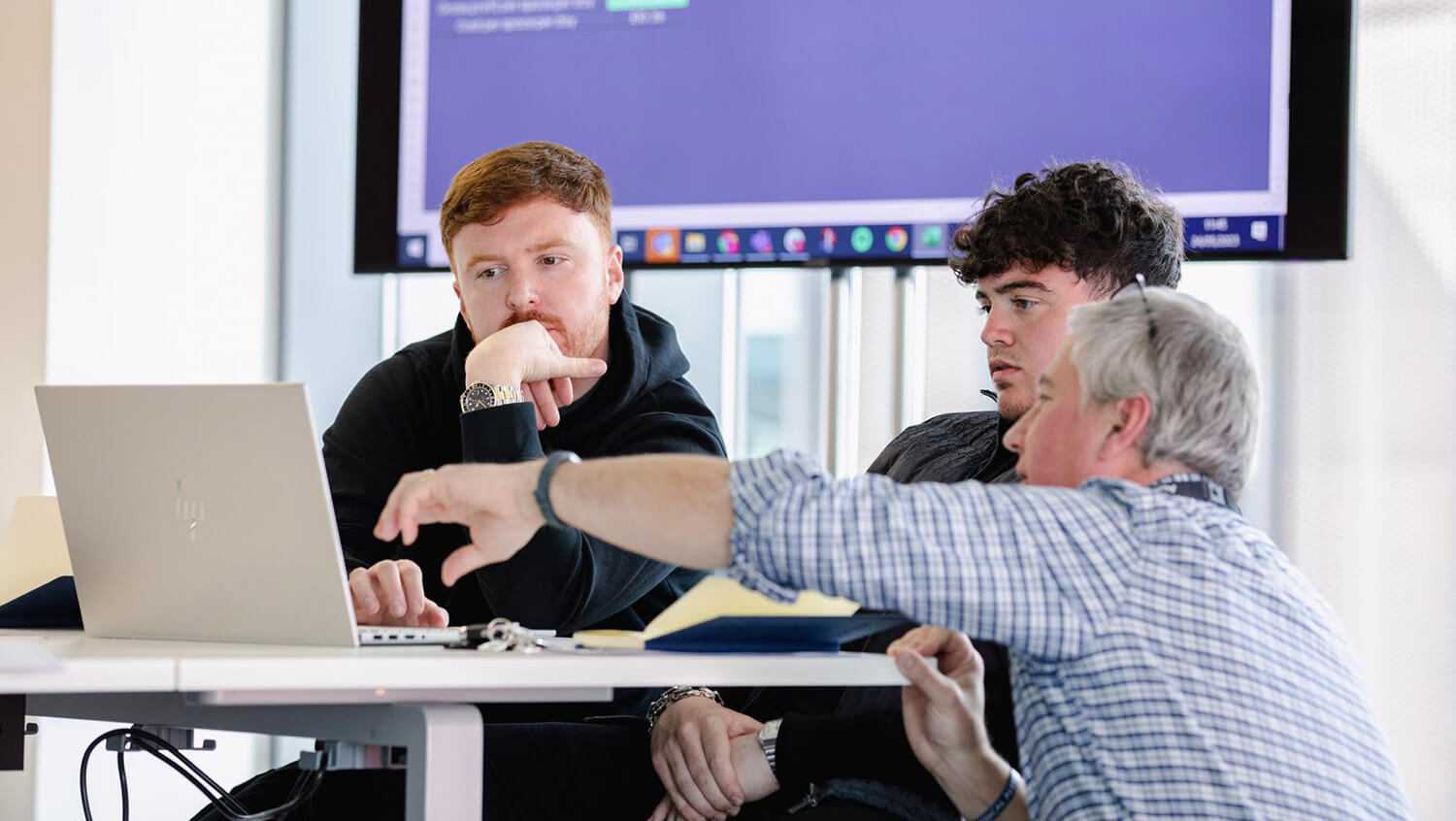Autortrader software engineers being mentored